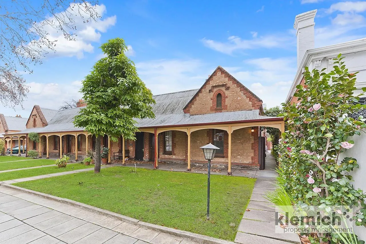 North Adelaide Heritage Cottages&Apartments Lägenhetshotell